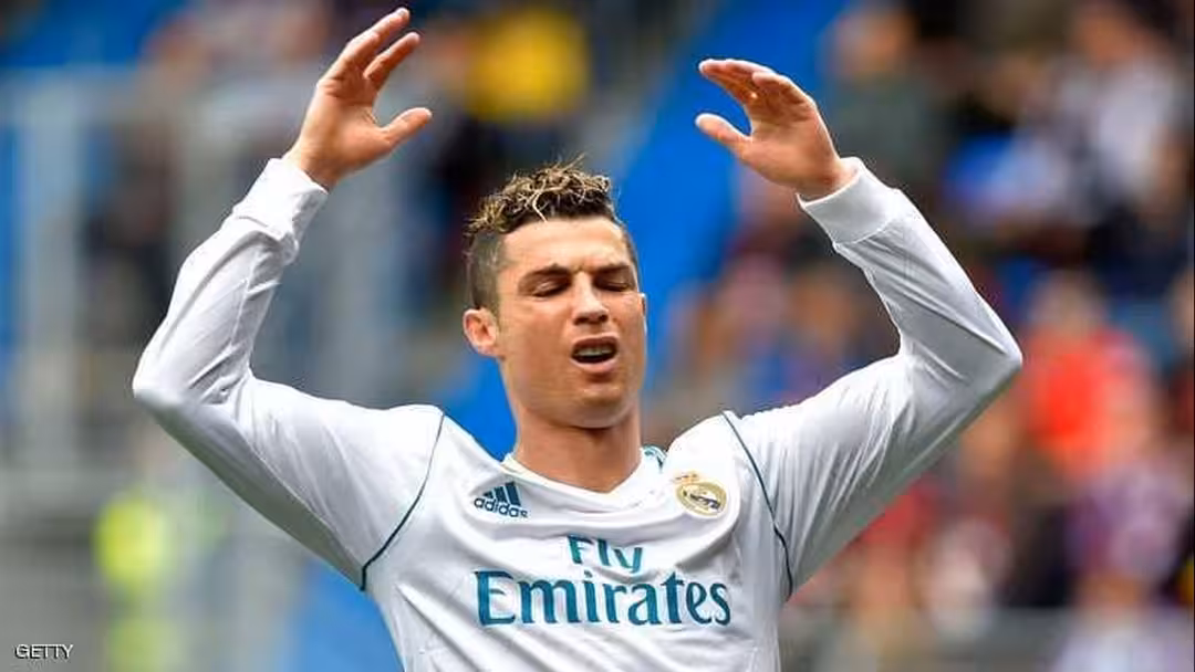 كريستيانو رونالدو يتألم بعد اجتماع بين وكيله ومسؤولي ريال مدريد