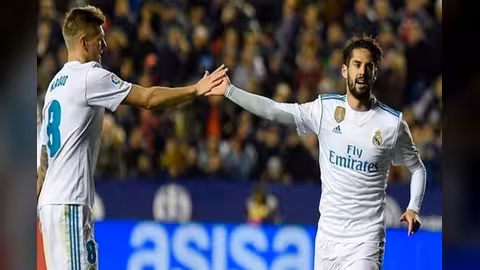 غوارديولا يستهدف نجم ريال مدريد