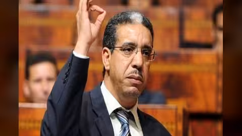 بالفيديو.. دفن وزير مغربي حياً في الصحراء