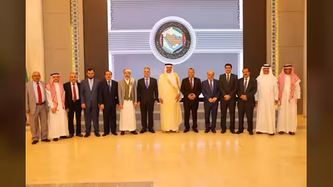 انعقاد المؤتمر رفيع المستوى عن مرجعيات السلام في اليمن.. نص كلمة بن دغر
