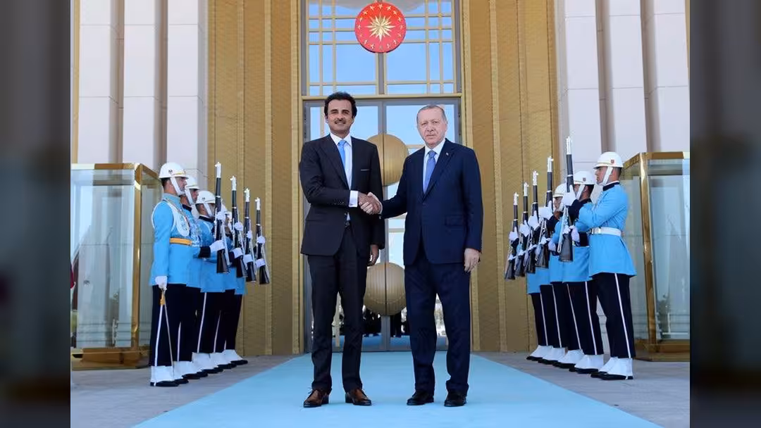 أمير قطر يعلن عزم بلاده استثمار 15 مليار دولار في تركيا