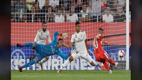 الدوري الإسباني: لاعب جيرونا يراوغ لاعبي ريال مدريد ويُسجل هدفاً رائعاً.. فيديو