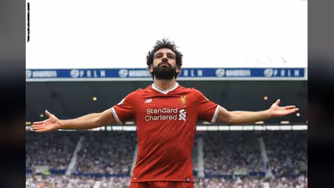 تشيلسي يوقف 3 مشجعين تورطوا في الإساءة لمحمد صلاح