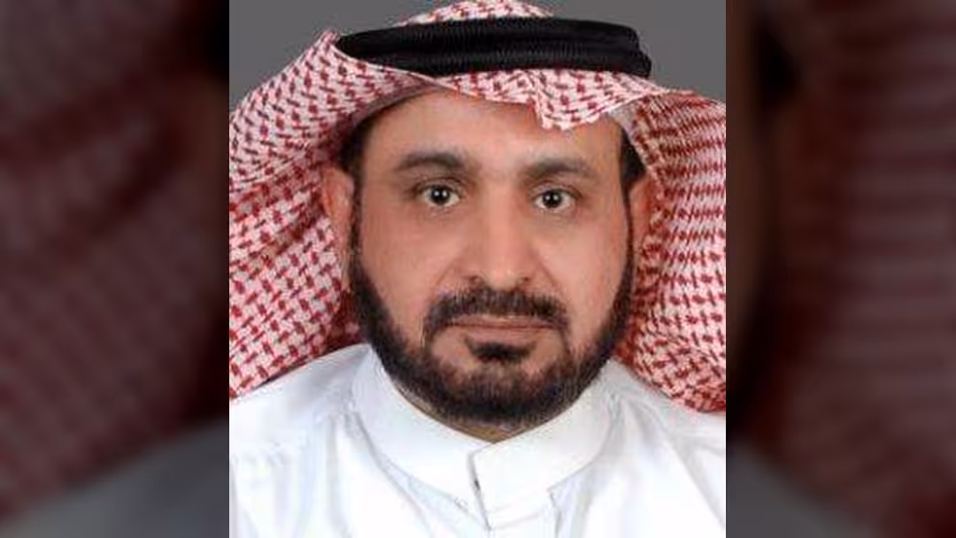 من هو العنصري؟