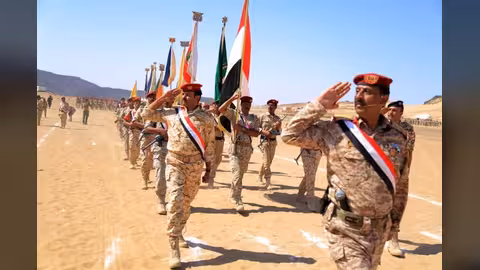 مأرب: عرض عسكري مهيب احتفاءً بالذكرى الـ56 لثورة الـ26 من سبتمبر المجيدة.. فيديو