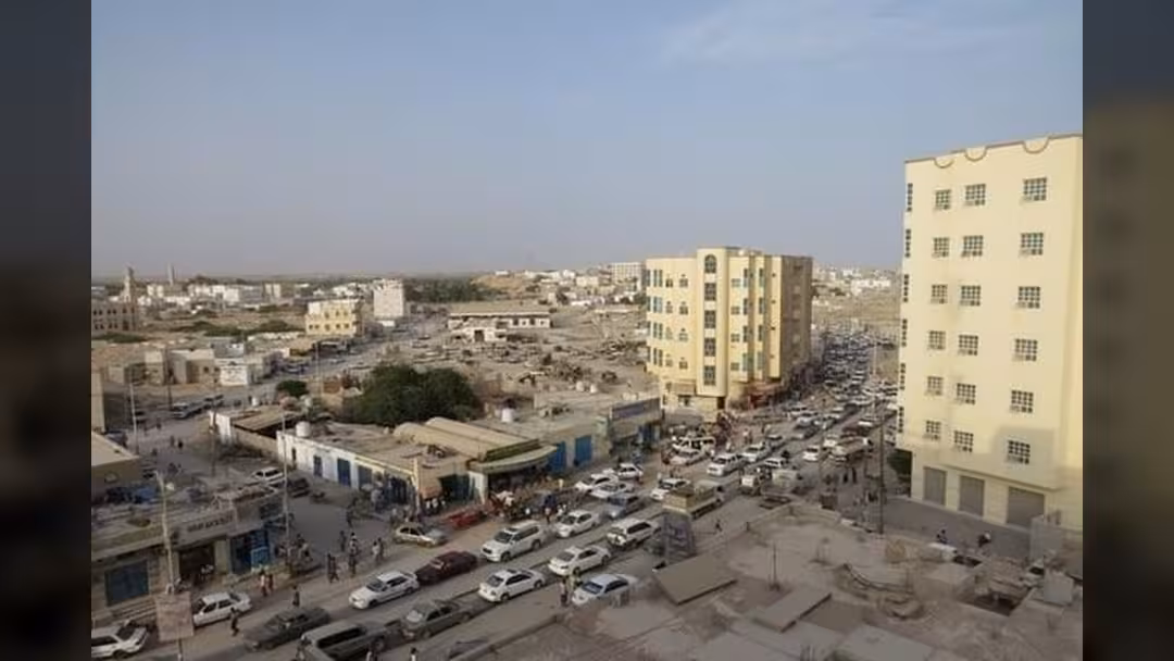 بعد توقف دام عشر سنوات.. استئناف العمل في مصنع تمور منعر بالمهرة