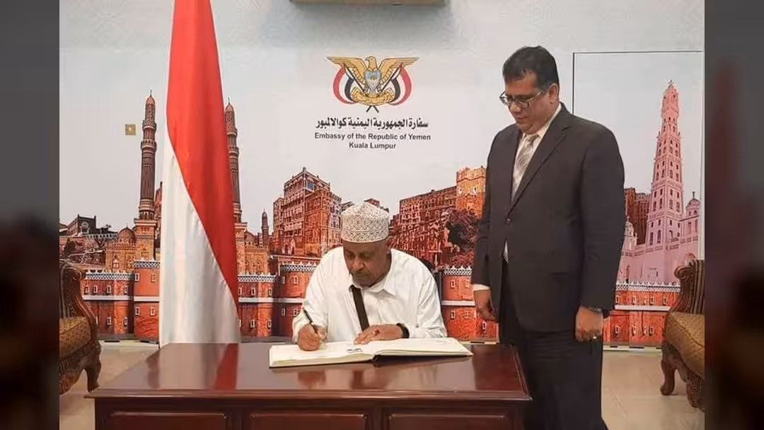 باحميد في استقبال أيوب طارش: صوتك يوحد اليمنيين لأنه صوت الأمة