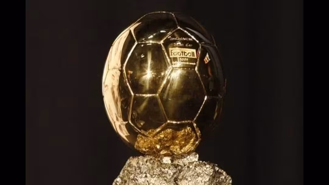 تعرف على تفاصيل جائزة الكرة الذهبية لأفضل لاعب في العالم