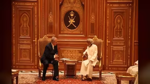 رئيس وزراء إسرائيل يزور عُمان ويلتقي بالسلطان قابوس.. فيديو
