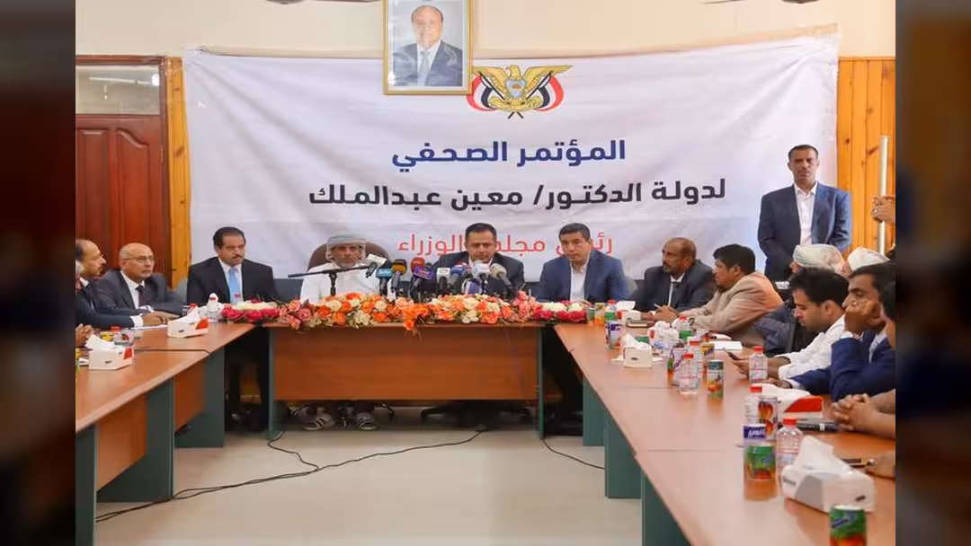 الحكومة تخصص ملياري ريال لمواجهة تداعيات العاصفة المدارية لُبان بالمهرة
