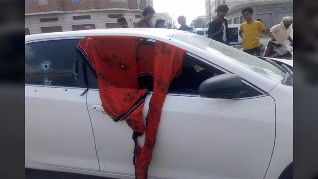 عدن: اغتيال مسؤول أمني بنيران مجهولين في حي الممدارة.. صور