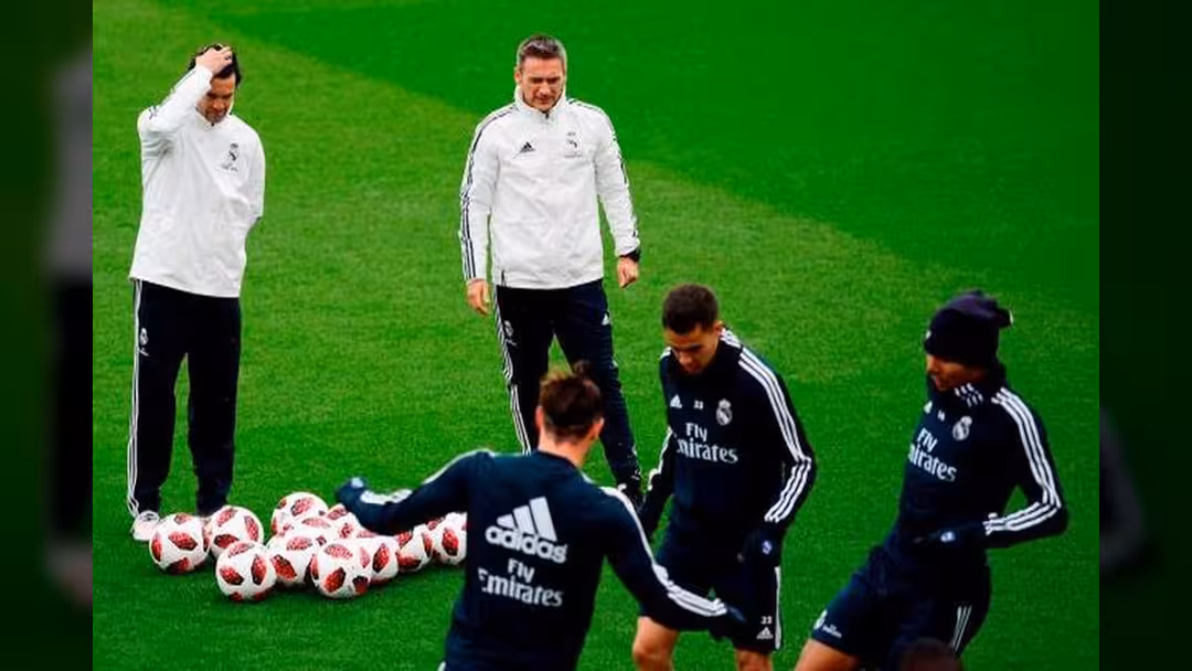 أول صفقة شتوية لريال مدريد.. نجم سابق في برشلونة