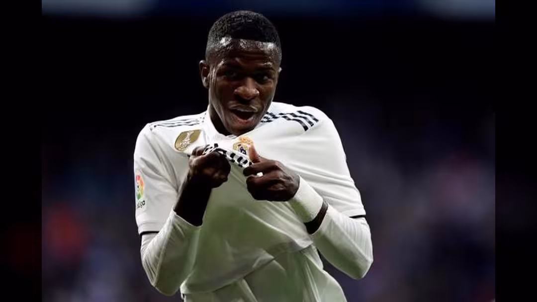 ريال مدريد يفوز على بلد الوليد 2-0 في الدوري الإسباني.. فيديو