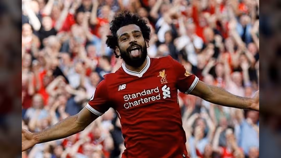 محمد صلاح يتجاهل الانتقادات ويشيد بتمثاله المثير للجدل
