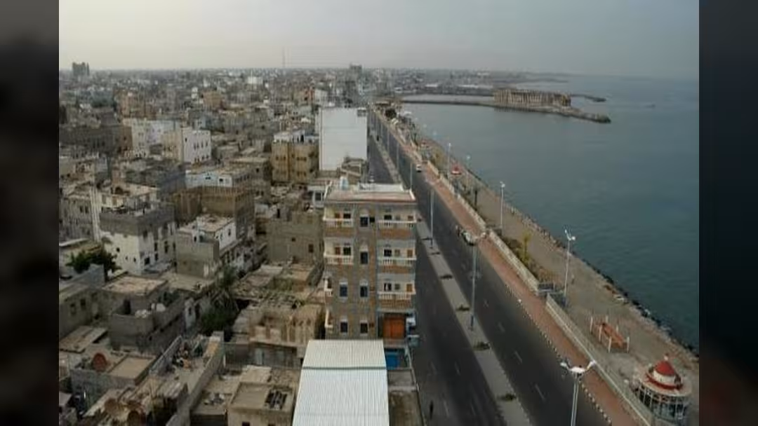 انقطاع خدمة الإنترنت عن محافظة الحديدة