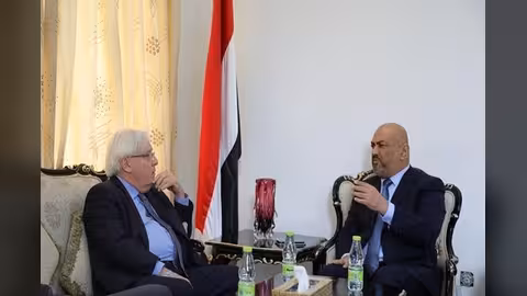 اليماني: هادي وافق على تمديد اتفاق الحديدة وطلبنا الرعاة الضغط على المبعوث