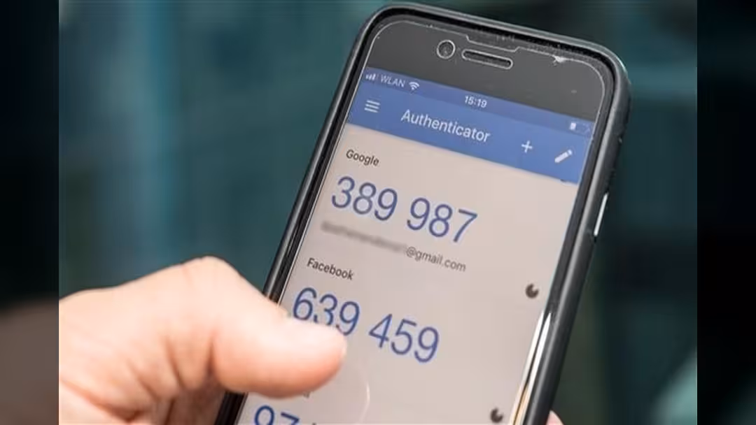 المصادقة ثنائية العامل توفر حماية مزدوجة للحسابات ضد هجمات الاحتيال