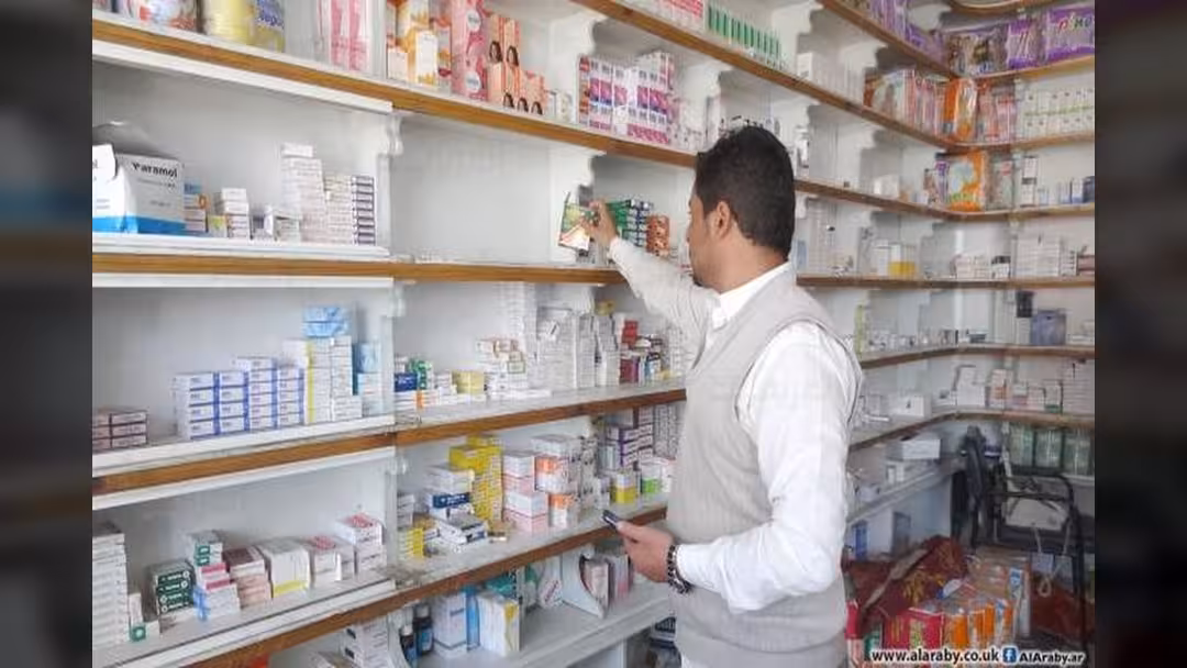 الصحة بصنعاء: نفاذ 120 صنفاً دوائياً من مخازن الوزارة