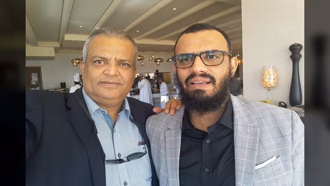 هاني بن بريك ولطفي شطارة يزوران مسقط.. وناطق الانتقالي يكشف الدوافع.. صور