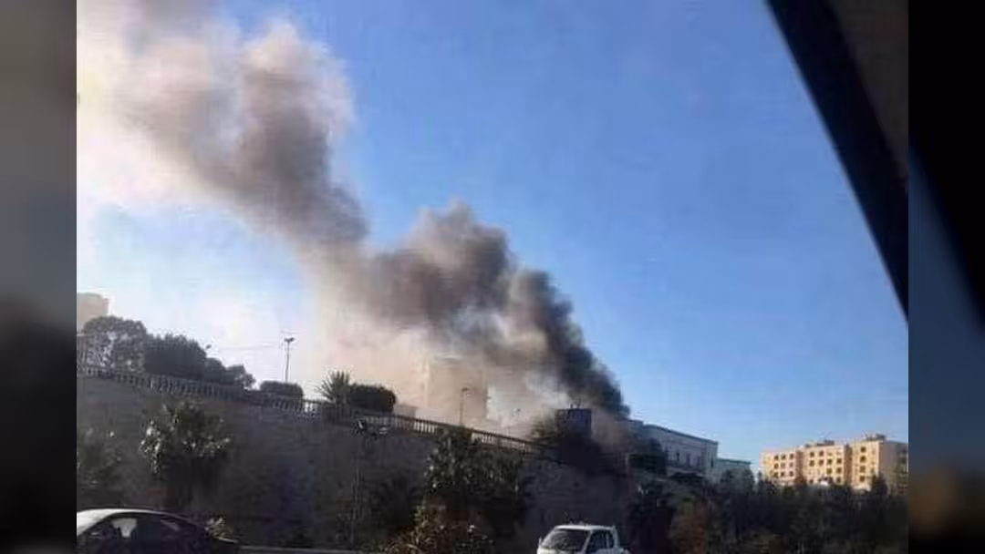 ليبيا: مقتل ثلاثة في هجوم انتحاري على وزارة الخارجية
