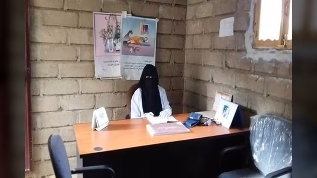 الحرب تفاقم أزمة بطالة المرأة: المؤهلات وخريجات الجامعات أكبر الضحايا