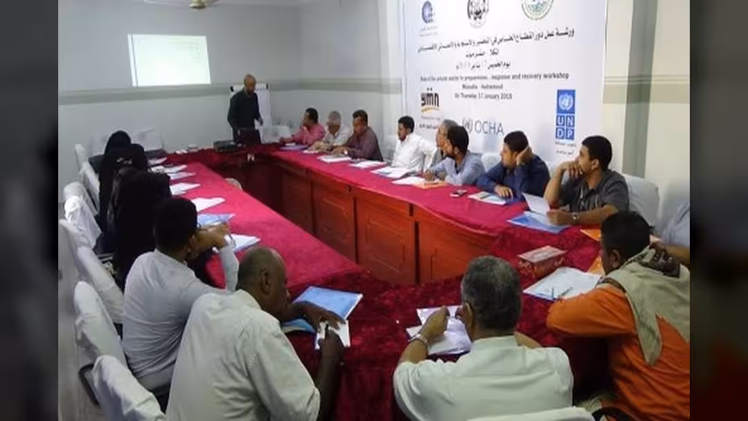 الغرفة الصناعية في حضرموت تنظم ورشة عمل حول الإنعاش الاقتصادي