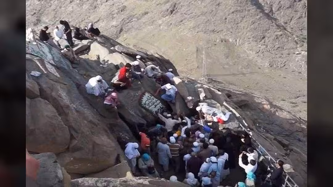مكة: مقتل معتمرة بحجر وقع في رأسها عند غار حراء