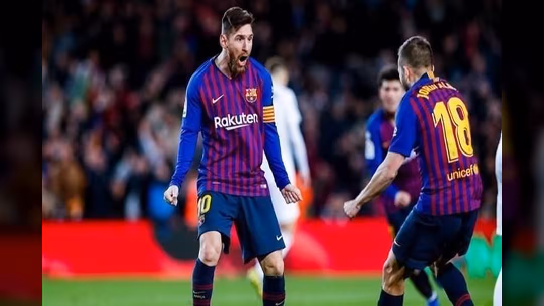 ميسي ينقذ برشلونة من كمين فالنسيا في الدوري الإسباني.. فيديو