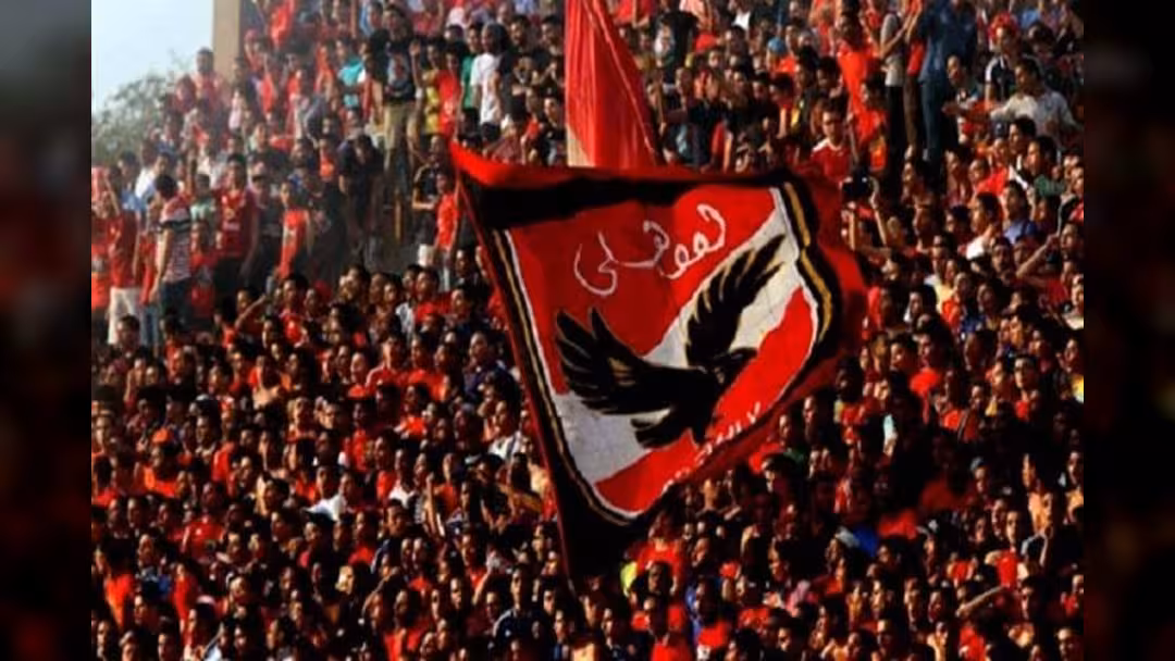 جماهير الأهلي المصري تقود حملة للإطاحة بقيادة اتحاد الكرة
