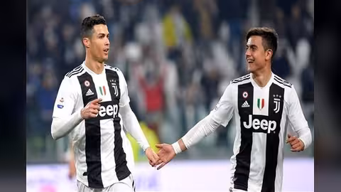 كريستيانو رونالدو يحمل أمال يوفنتوس في دوري أبطال أوروبا