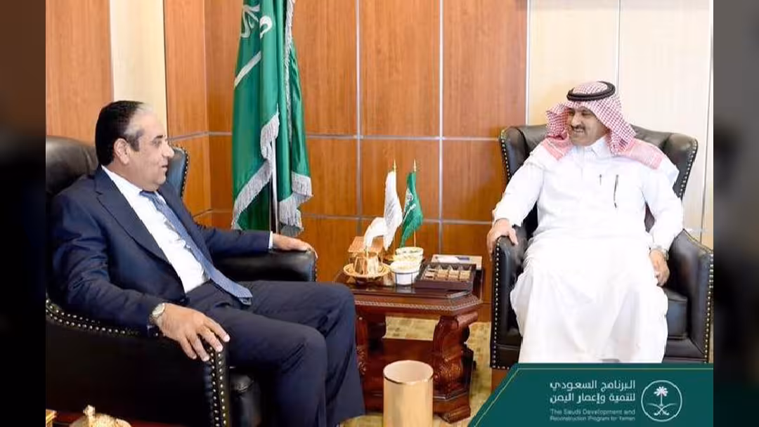 حافظ معياد يبحث دعم السعودية البنك المركزي بلقاء آل جابر