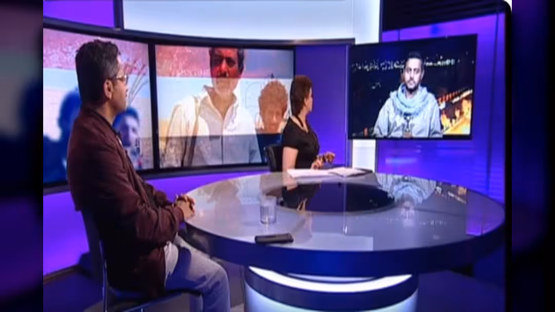 بالفيديو: بي بي سي تجمع الأخوين محمد وعلي البخيتي.. كيف حضر أبو لهب؟