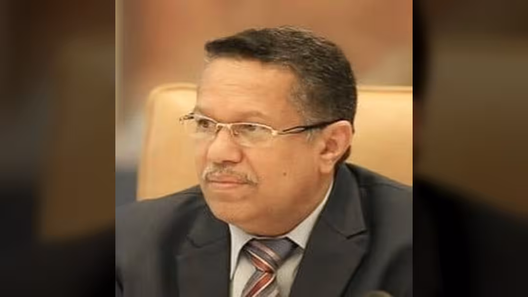 من يحاكم من؟