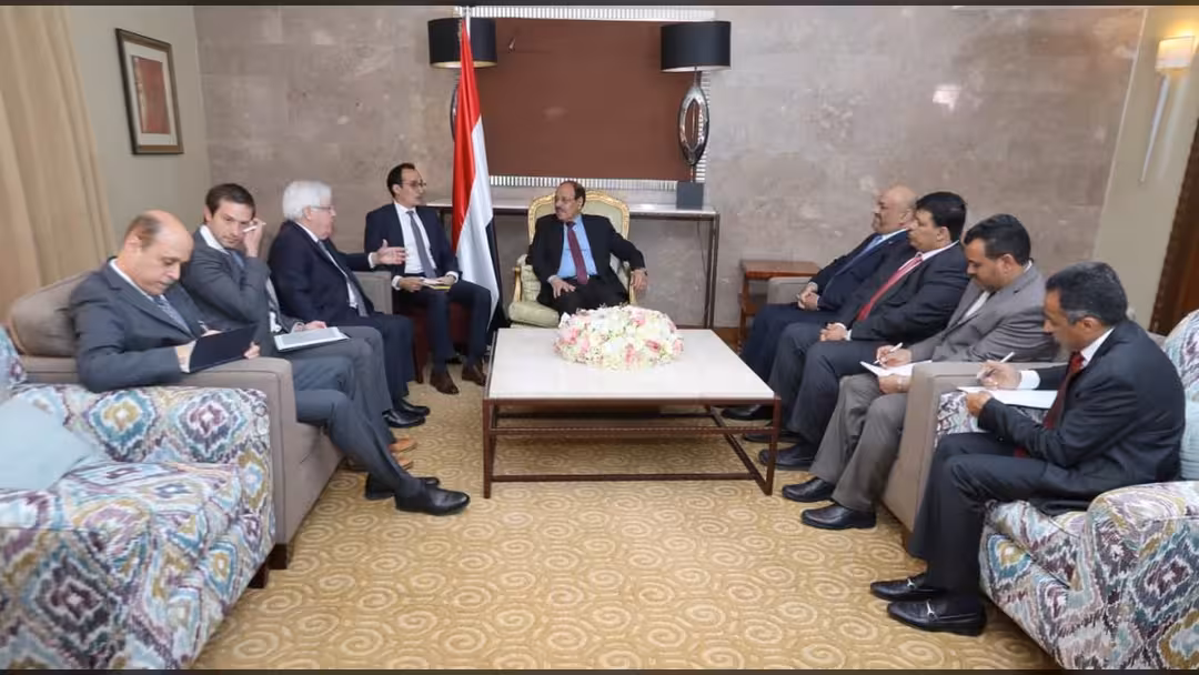 غريفيث يكشف تفاصيل أول اجتماعاته في الرياض بعد أزمته مع الشرعية