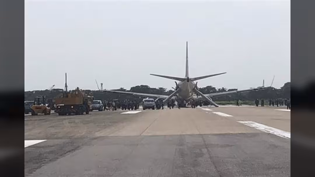 بالفيديو.. طيار ينجح بالهبوط رغم تعطل العجلات الأمامية