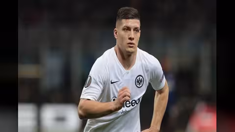 ريال مدريد يتعاقد مع مهاجم آينتراخت فرانكفورت
