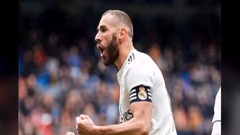 كريم بنزيما: ريال مدريد يتطلع لحصد كل الألقاب الموسم المقبل