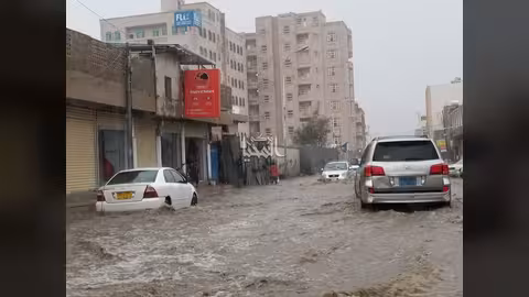 الأرصاد في اليمن يحذر من تدفق السيول في مناطق هطول الأمطار