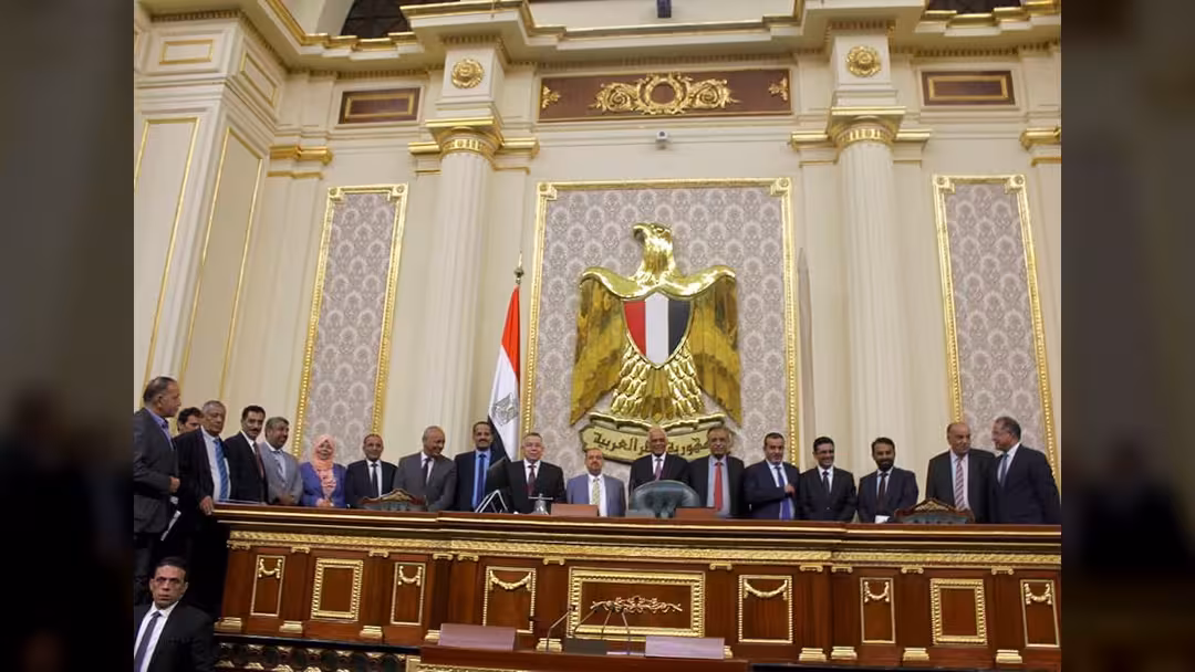 البركاني عن التسهيلات المصرية لليمنيين: نطالب بما كان في عهد عبدالناصر
