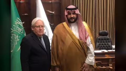 غريفيث يكشف تفاصيل لقاء مع خالد بن سلمان بشأن المستجدات اليمنية