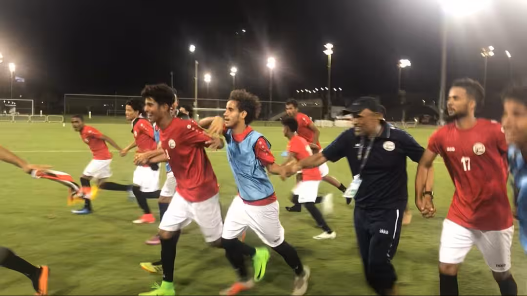 بالفيديو - فوز منتخب الشباب اليمني على تركمانستان ومكافأة من البكري