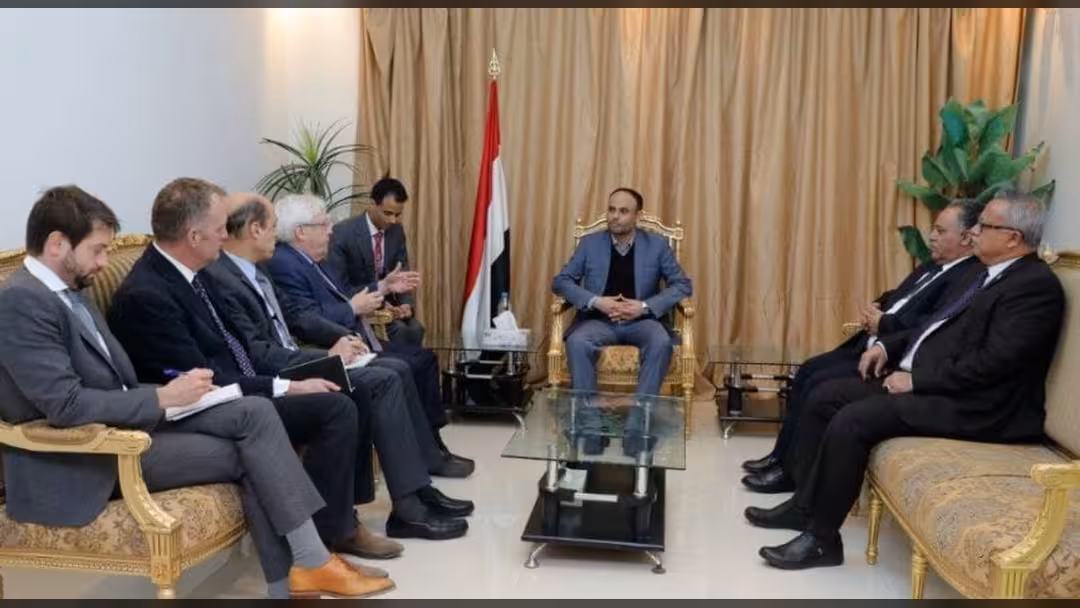 المبعوث الأممي يلتقي الحوثي والمشاط ويدعو لخفض التصعيد العسكري