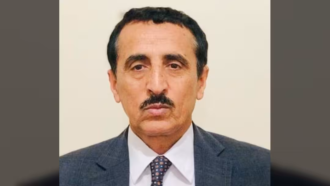 قانون الزكاة الجديد الخمس: يصرفون لأنفسهم وقد اخذوا الجمل بما حمل