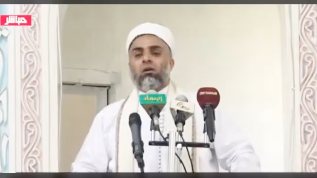 فيديو وتفاصيل: خطبة مفتي الحوثيين عن الخمس واعتباره واجباً كالصلاة