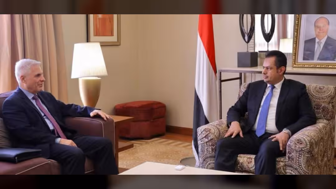 معين عبدالملك يبدأ زيارة إلى السعودية بعد دعوة الأخيرة لاجتماع