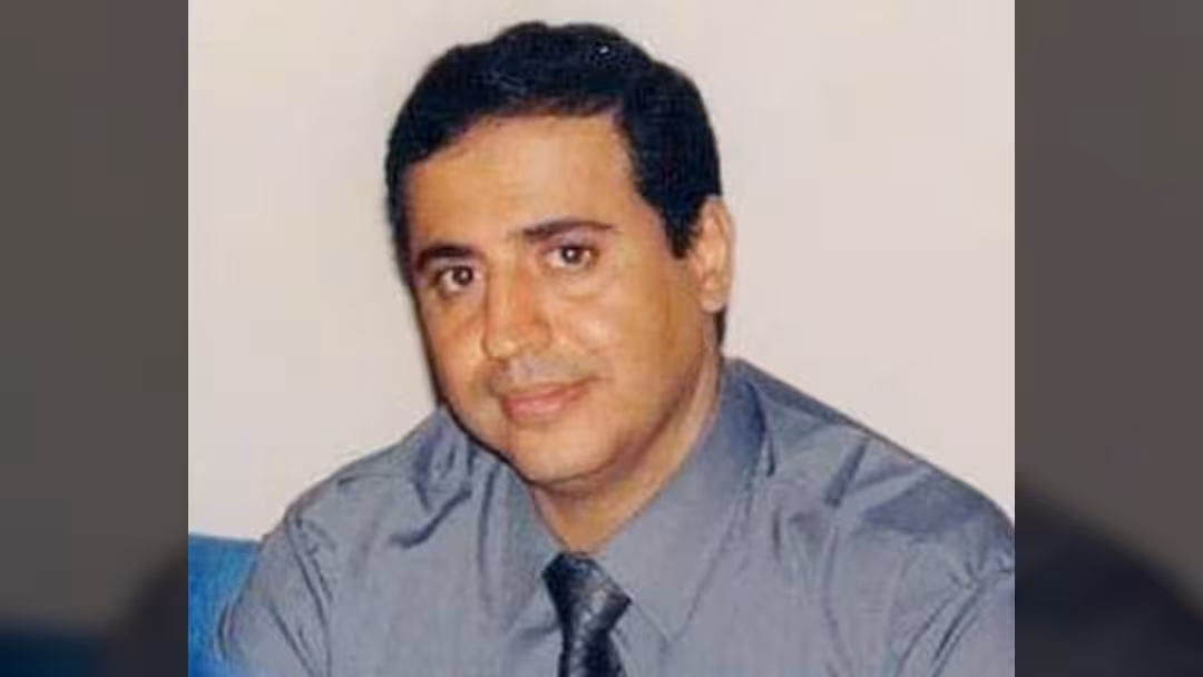 جوانب لا تعرفونها عن الفنان علي الآنسي