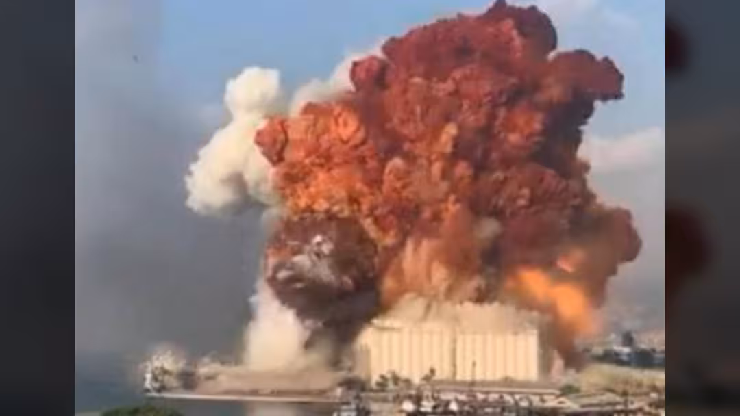ارتفاع عدد ضحايا انفجار بيروت إلى 63 قتيلاً و3 آلاف جريح.. فيديو