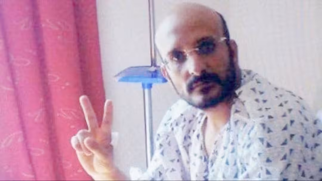 طارق صالح لشقيقه الأسير محمد: صرت أخاً لكل يمني يواجه سجانك