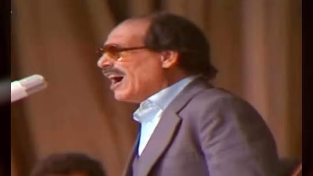 جمهورية من قرح يقرح (شعر)