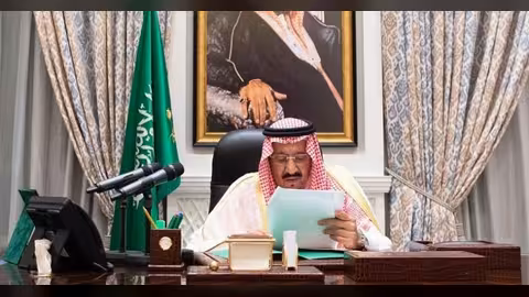 العاهل السعودي: لا تهاون بأمننا ولا تخلي عن اليمن حتى يستعيد سيادته